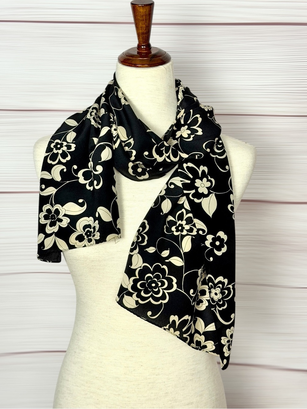 Casca Silk Rectangle Scarf Black White Floral Print Korea 57x13,5"